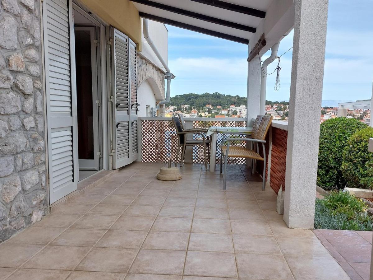 Apartments Joni Cikat Mali Losinj Exterior photo