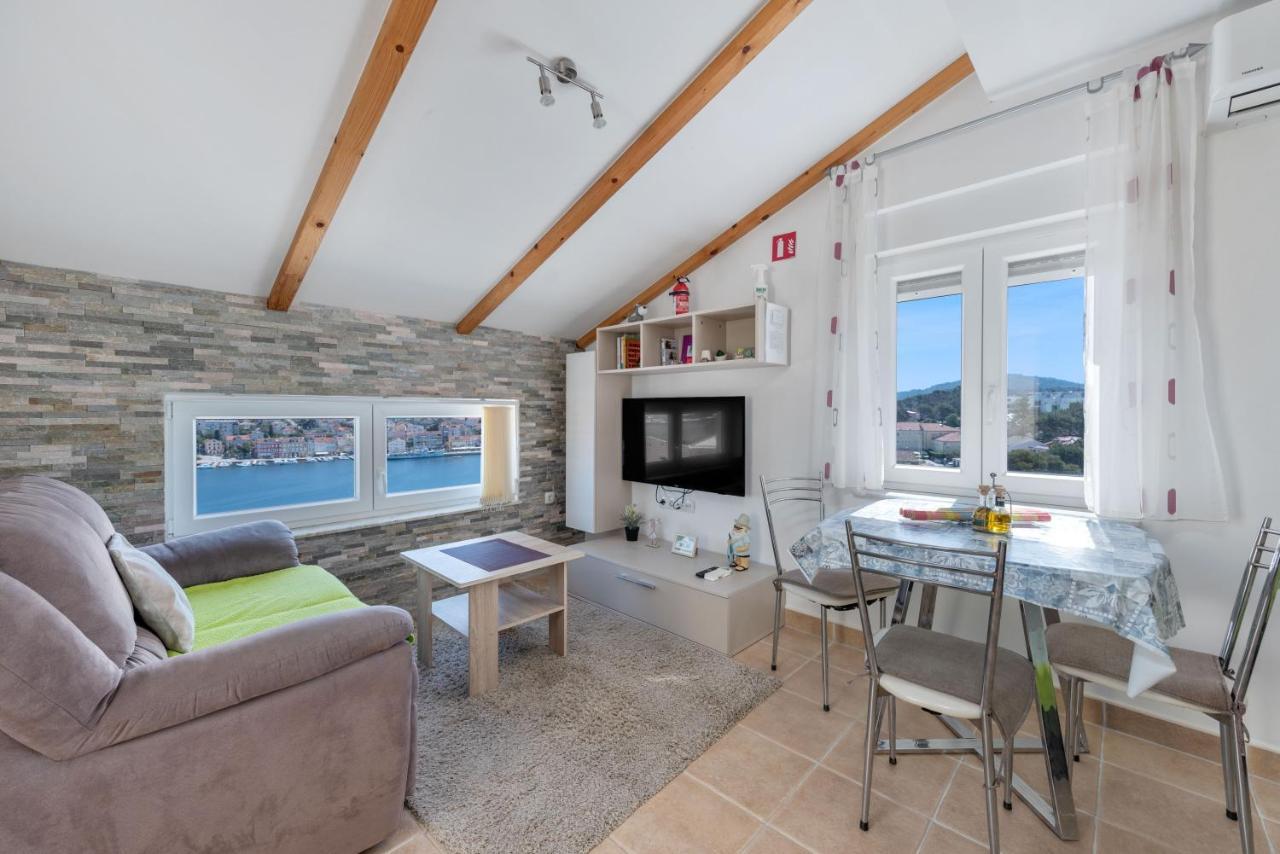 Apartments Joni Cikat Mali Losinj Exterior photo