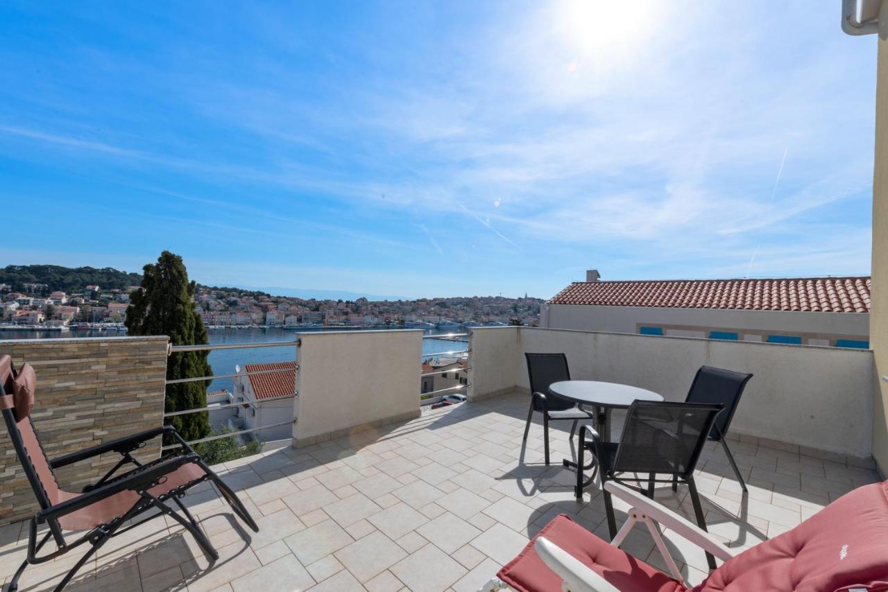 Apartments Joni Cikat Mali Losinj Exterior photo