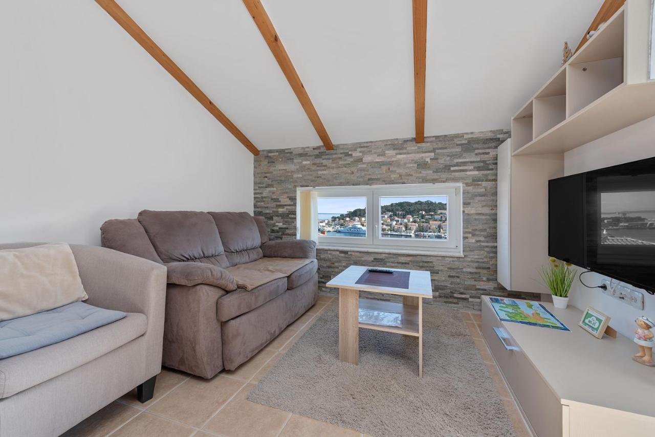 Apartments Joni Cikat Mali Losinj Exterior photo