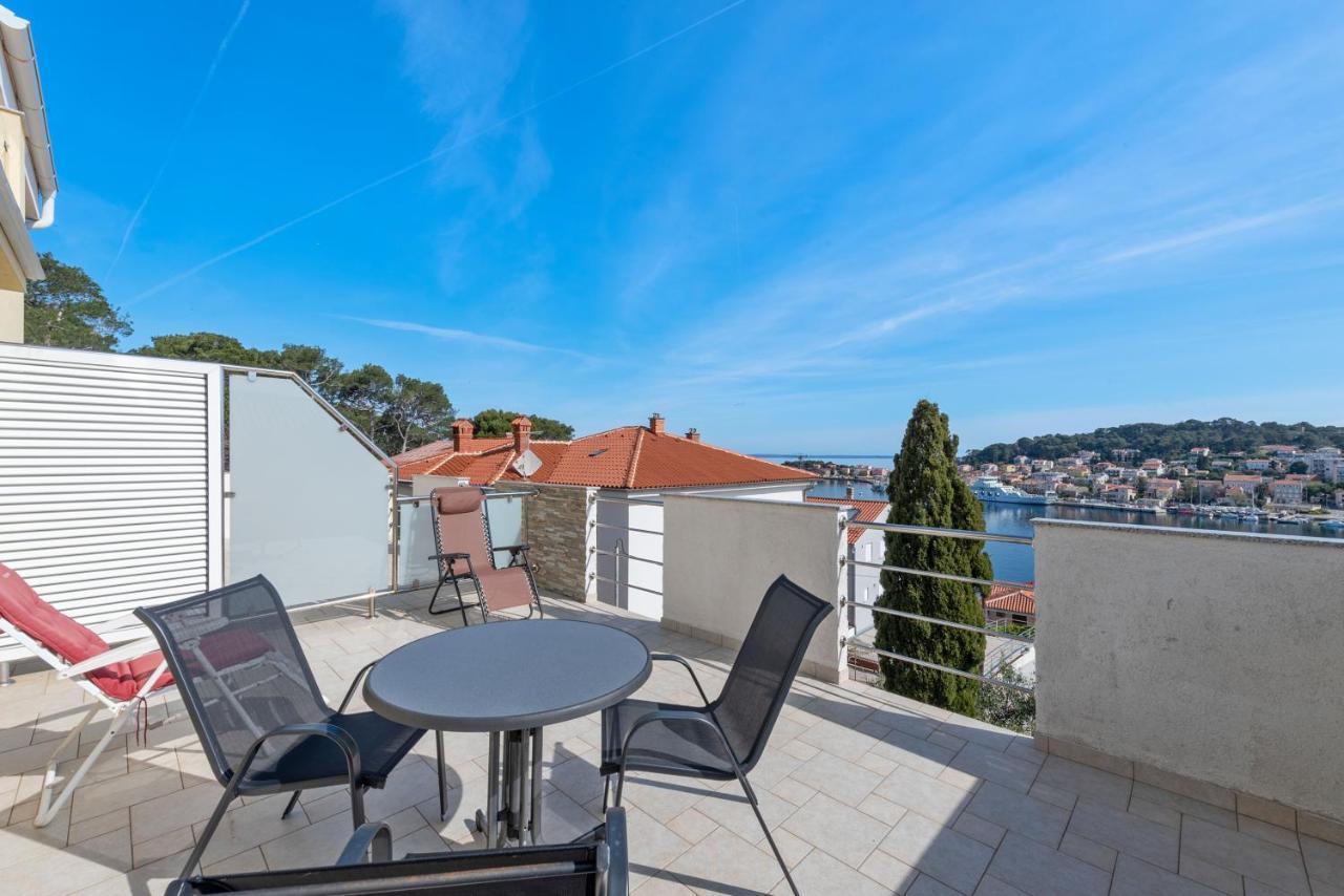 Apartments Joni Cikat Mali Losinj Exterior photo